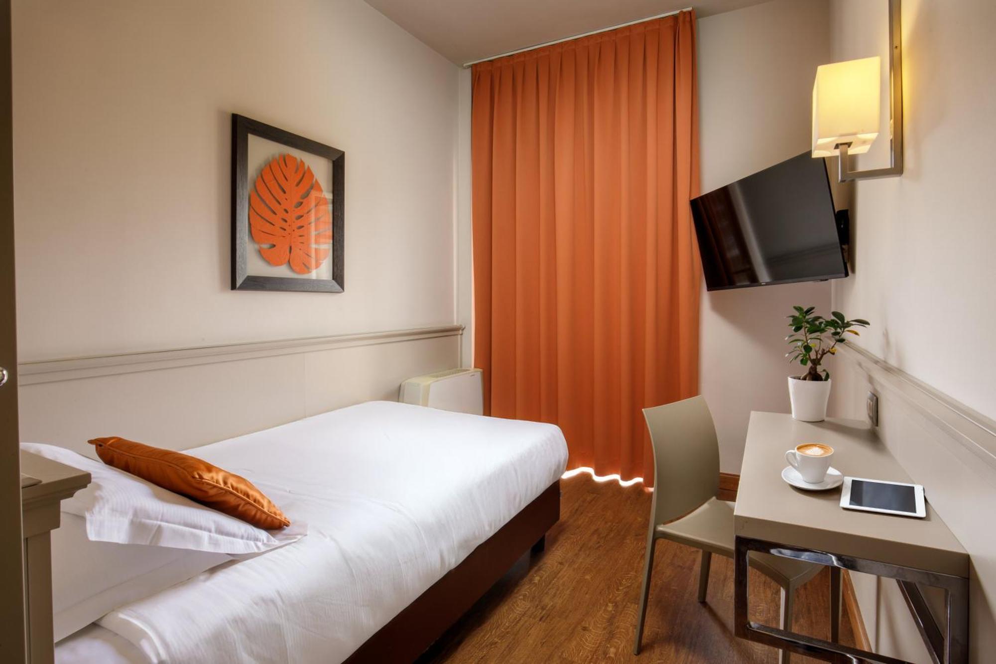 Single Room,1669012507:JPEG