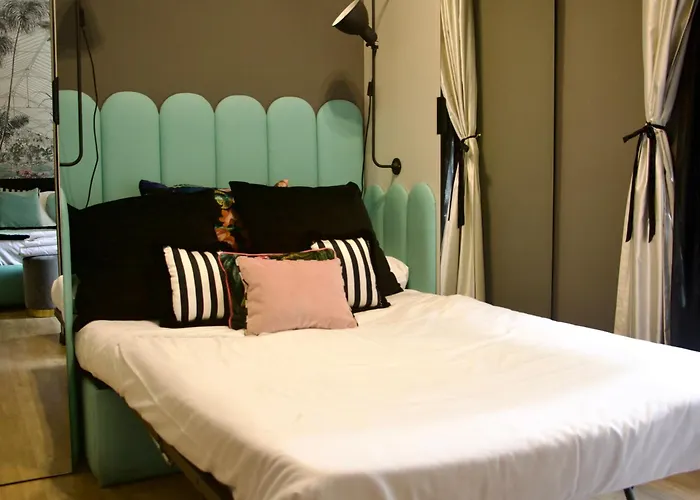 Xcross Suites Roma
